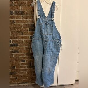 Old Navy Plus Size Jean Overalls NWT Size 22